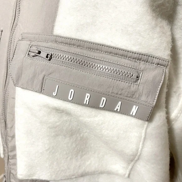 Nike x Jordan Collaboration : 2021 Air Jordan Jacket Summit White | Size L | NWT - Picture 7 of 16